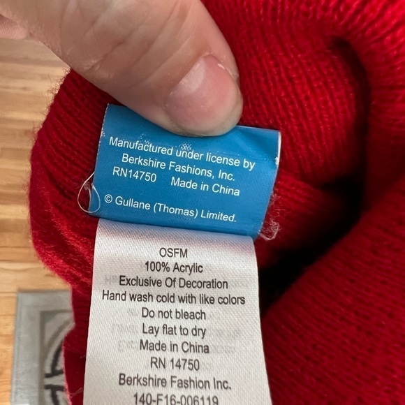 THOMAS The Tank Engine Winter Knit Hat Beanie With Pom Pom Blue One Size - Picture 5 of 7